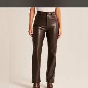 Abercrombie Curve Love Vegan Leather 90s Straight Pants - Long
